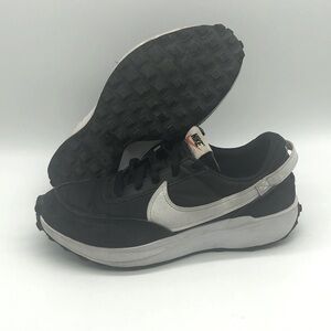 NIke Shoes Women's 10 Waffle Debut Black Lace Up Lightweight Active Sneakers